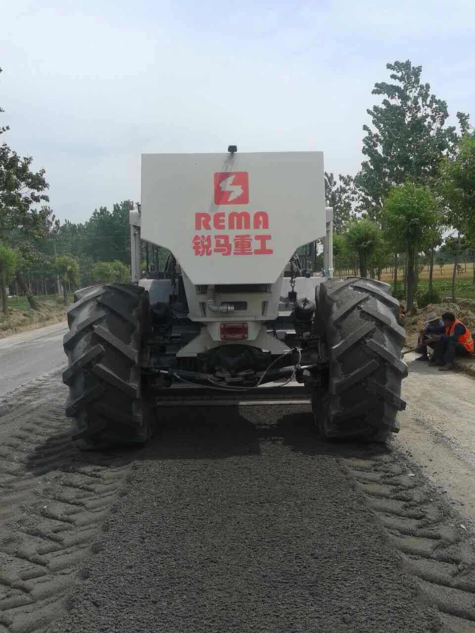 WR2300V，淮陽省道冷再生效果